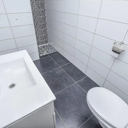 Maja Apartment Razanj