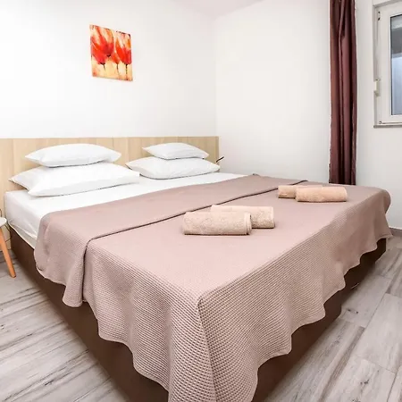 Maja Apartment