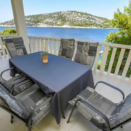 Maja Apartment Razanj