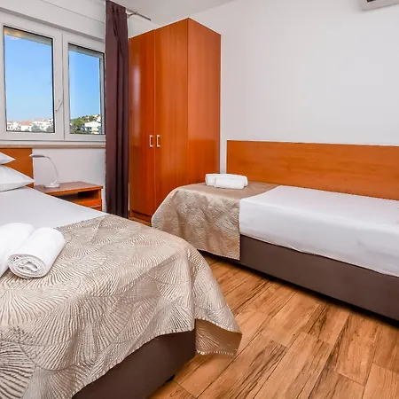 Maja Apartment Razanj