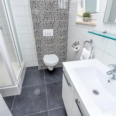 Maja Apartment Razanj