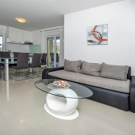 Maja Apartment Razanj