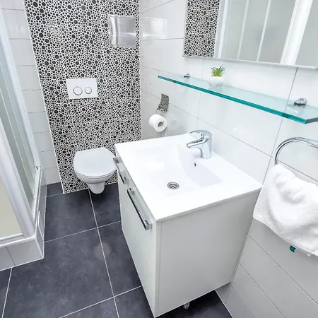 Apartament Maja *